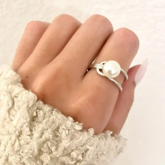 925 Sterling Silver Pearl Ring Minimalist Dainty Ring Pearl Accent Ring - Picture 1 of 8